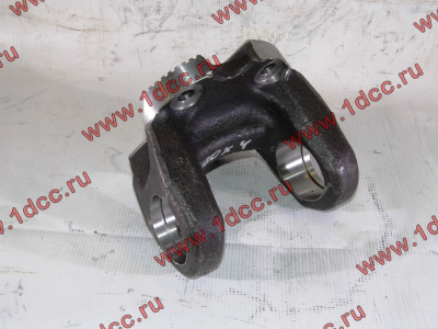 Фланец карданного вала D-180, 4 отв., с насечками, под крест. d-62х160 H HOWO (ХОВО) AZ9115311010 фото 1 Рязань